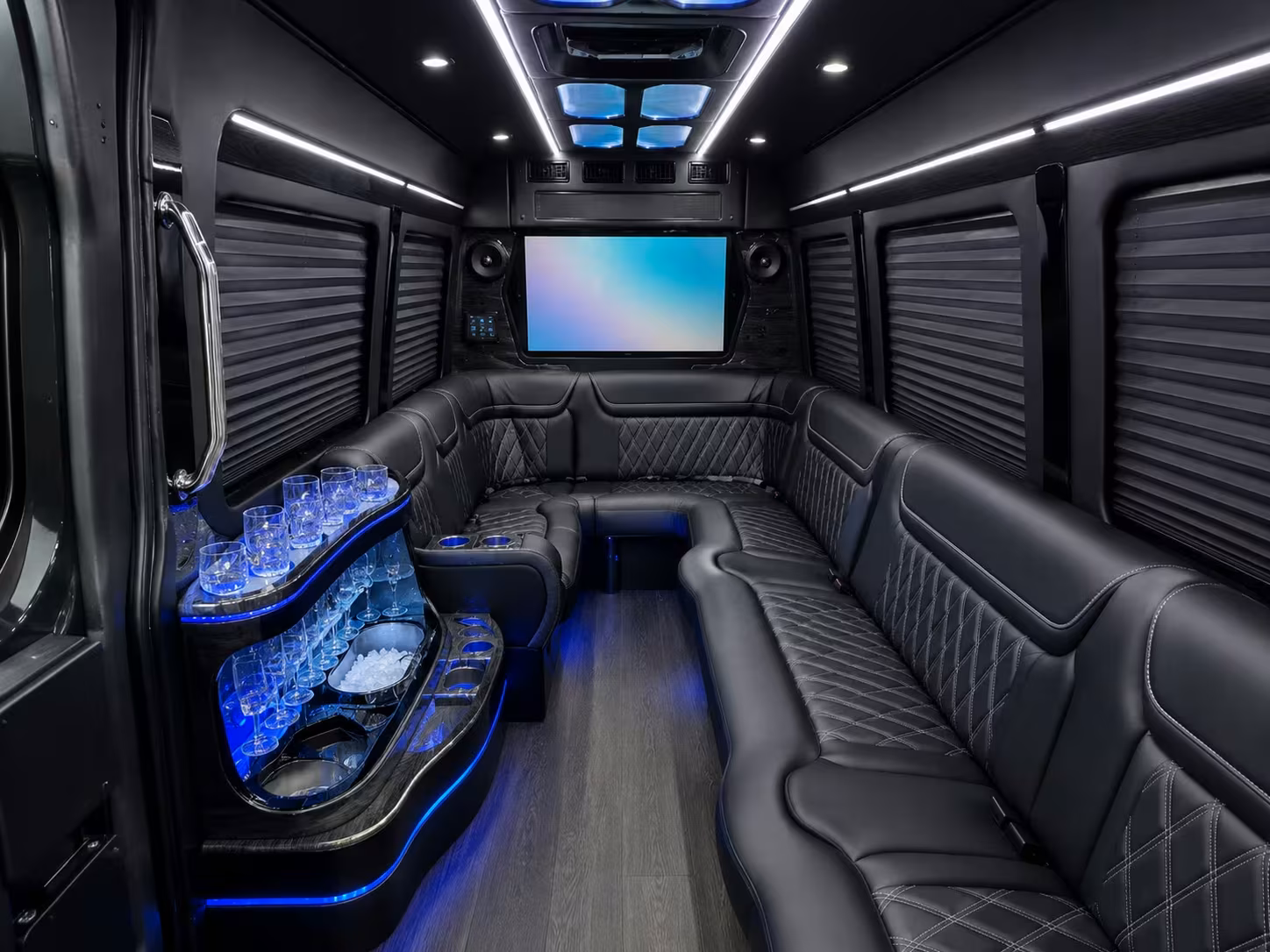 long distance coach buses for albany college and university groups